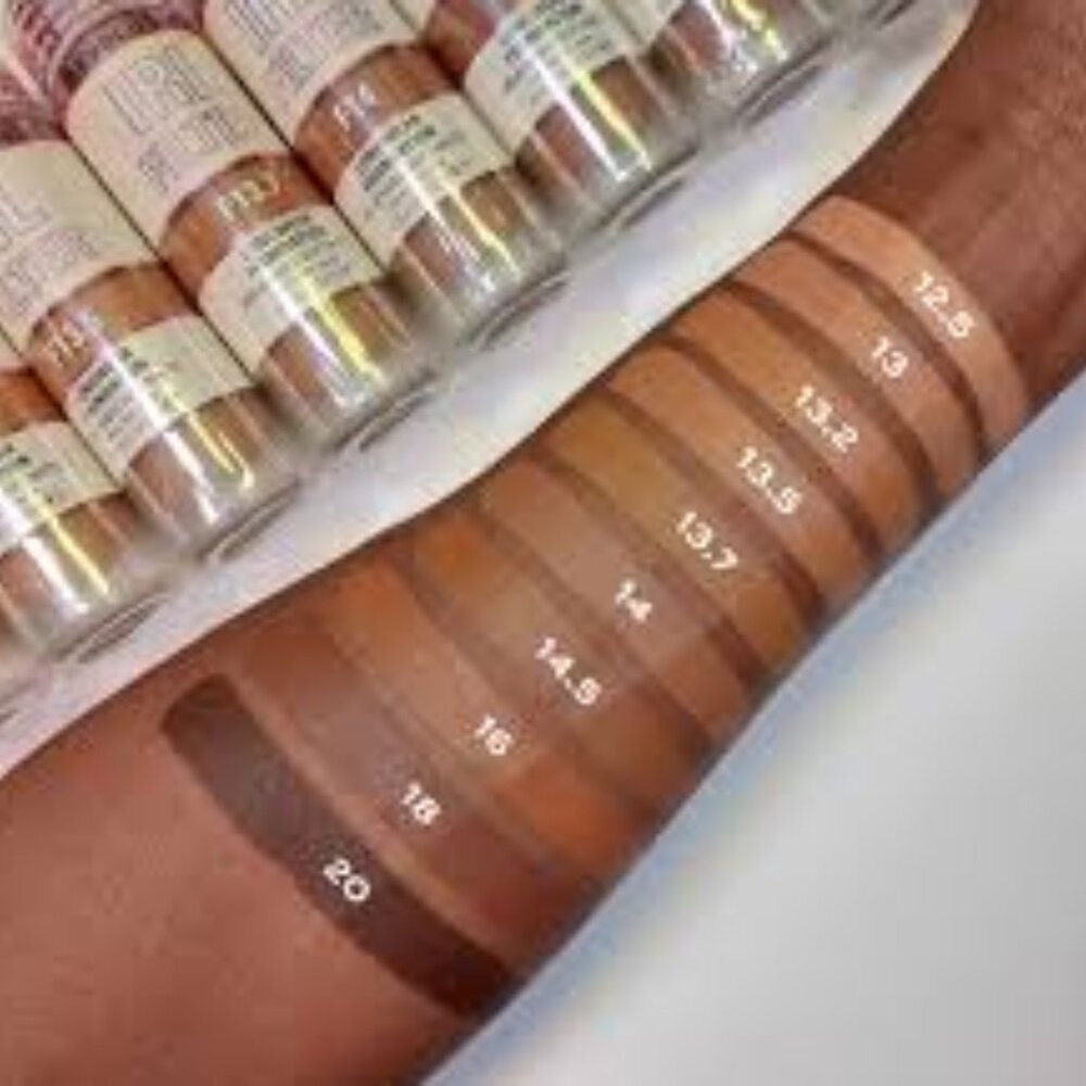 Makeup Revolution IRL Filter Longwear Foundation - F13.7 - Picture 2 of 3